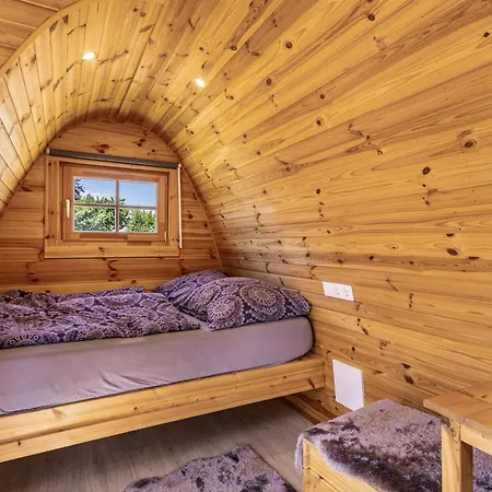 Campingpod Auf Der Alpakawiese
